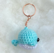 Load image into Gallery viewer, Whale Keychain Aqua
