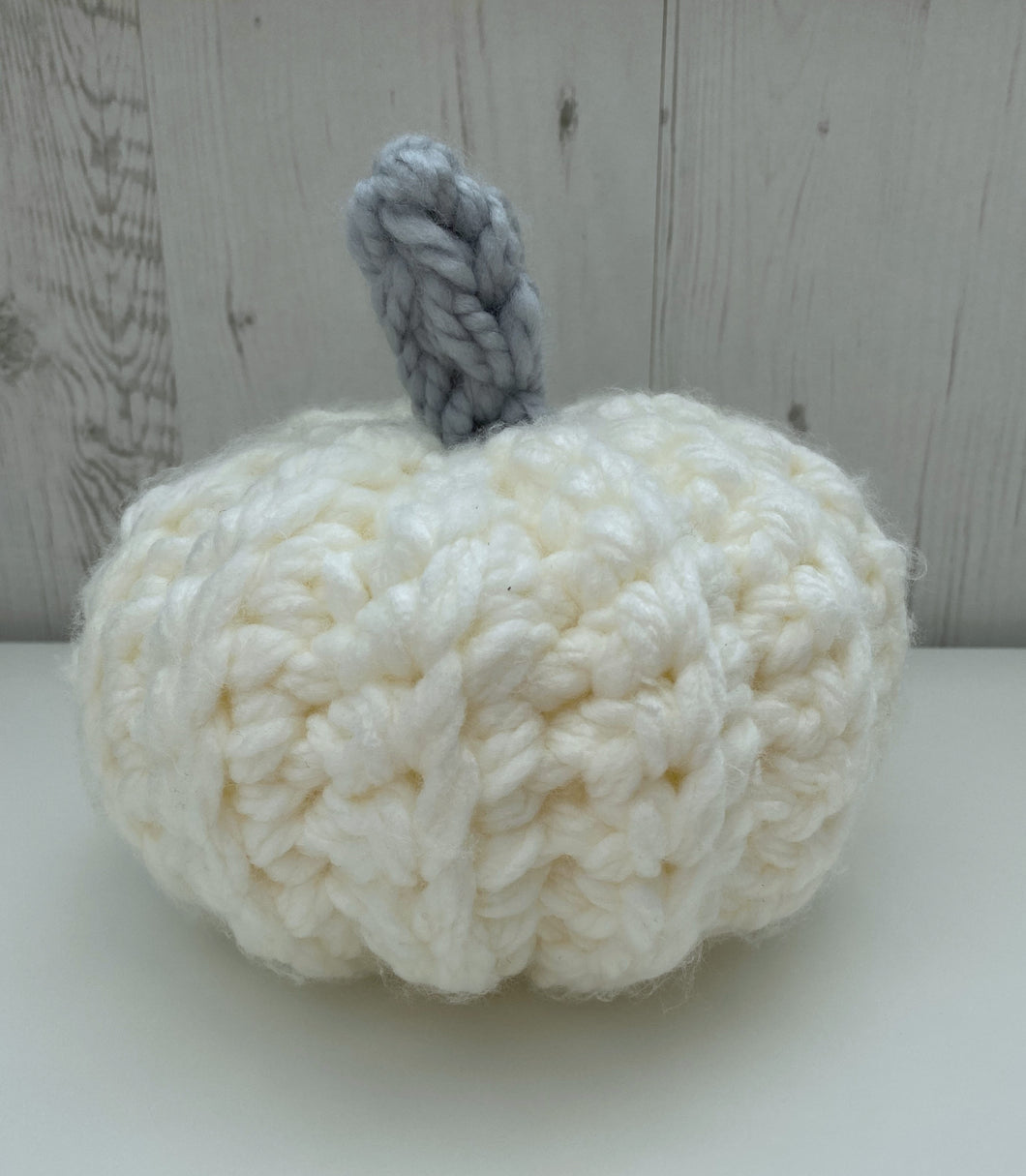 Medium Chunky Pumpkin Winter White