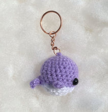 Load image into Gallery viewer, Whale Keychain Violet
