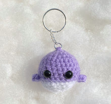 Load image into Gallery viewer, Whale Keychain Violet
